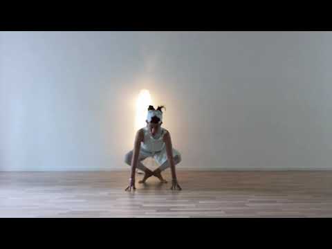 Kundaliniyoga, die Froschposition-the frogs