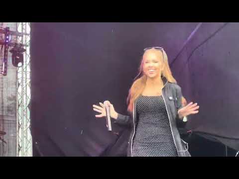 Jonny Bravo(feat. Pluuto) (Siimi Remix) Grete Paia. Võsu Rannafestival 2023