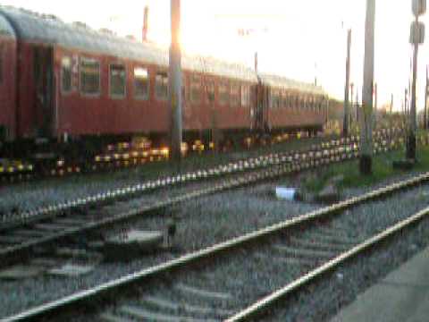 Tren A1834 Timisoara Nord - Iasi iese din Suceava tras de 40-0086-5