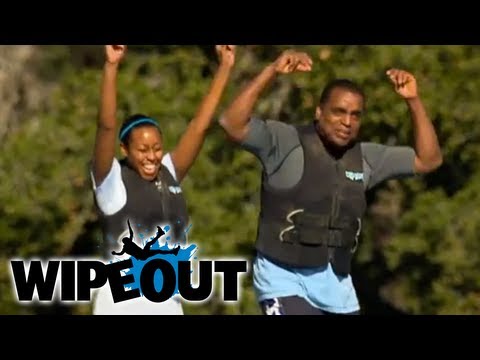Father Applauds Daughter Pain | Wipeout