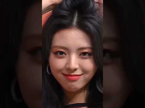 Yoona vs Yuna who has the best visual