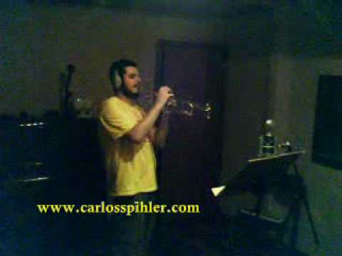 Making-of do CD 2010 da banda Carlos Spihler - Pedro Selector esquentando o trompete