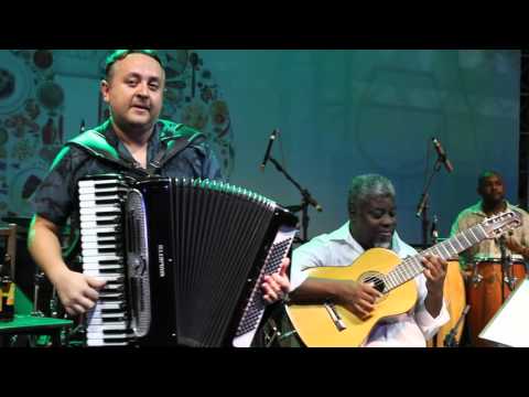 Gafieira do BB toca Rasta Pé, de Carlinhos 7 Cordas