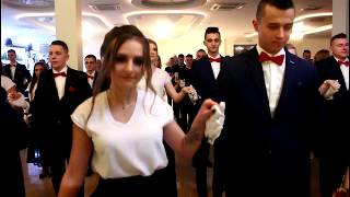 Studniówka maturzystów ostrowskiego Rubinka (zdjęcia, wideo)
