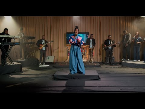 Kennia Domini - Waai Anisa