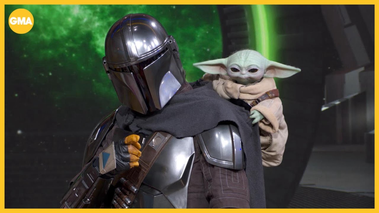 Sneak peek at 'The Mandalorian and Grogu' - YouTube
