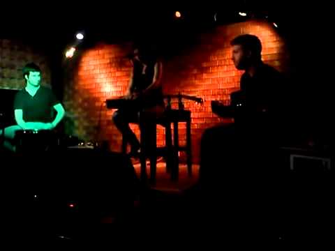 Luna Abu Nassar - Asaper Lach live at the Ozen Bar