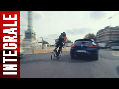 Bike chase in Paris - Single speed vs multi speed bike (FULL VERSION)
