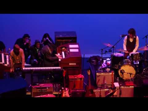 Garth Hudson plays solo organ at Band tribute