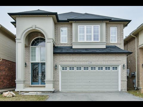 228 Penny Ln Hamilton