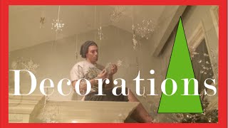 How to Hang SNOWFLAKES - Cool Illusion - Christmas Decorations and Christmas Decorating Ideas