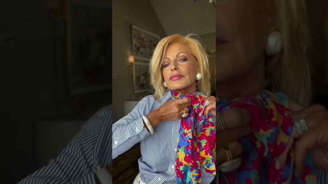 my scarf is 100% silk and I’m in LOVE! Linked on my LTK in bio🤍 #scarf #accessories