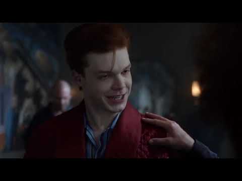 GOTHAM - jerome Valeska ruleta rusa audio latino