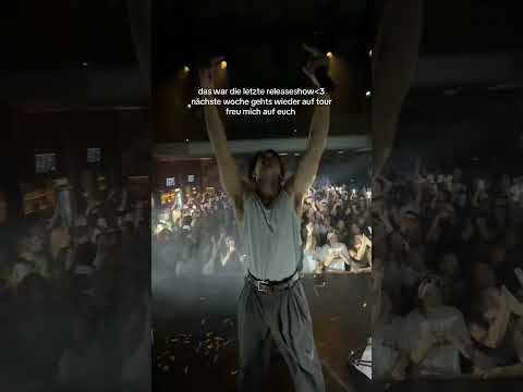 glaubt ihr antonius hat es aus dem moshpit geschafft? #aaron #meinendieuns #newmusic #fckafd