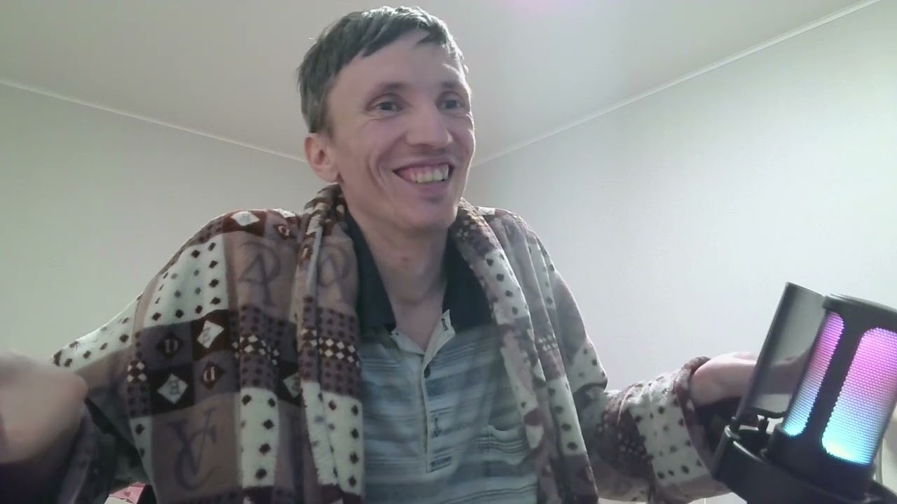 Женщины сильно захотели меня, когда увидели меня с другой женщиной