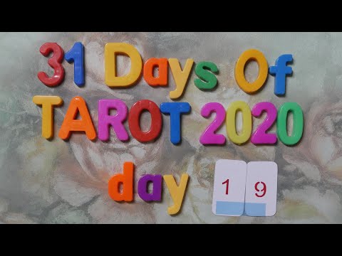 #31DaysOfTarot2020 - Day 19: Your choice for best deck for ritual / magic