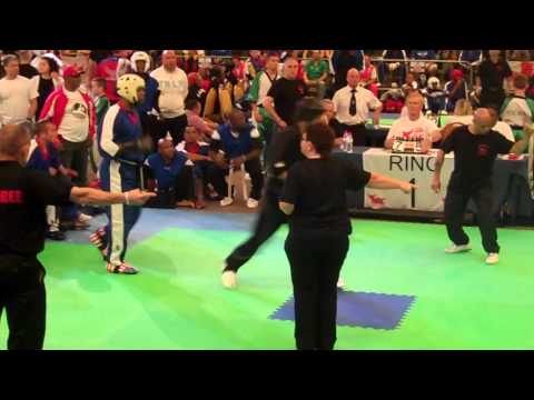 Justin Jones VS Fortunato Aversa