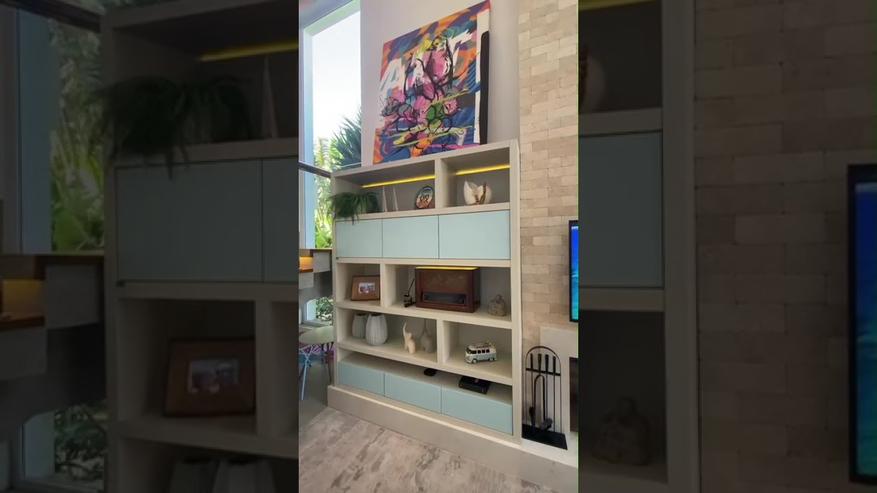 BELISSIMA CASA EM CONDOMINIO FECHADO.