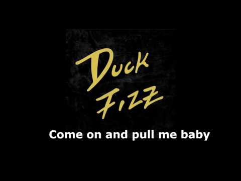 Duck Fizz - Blackout Disco (Lyrics)