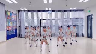 1B1_Hot Step Dance