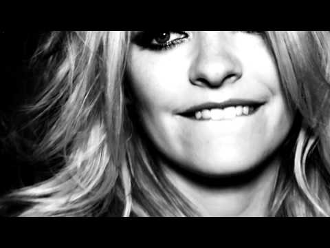 HUNGER TV: ISSUE 3 HOLLY WILLOUGHBY TEASER