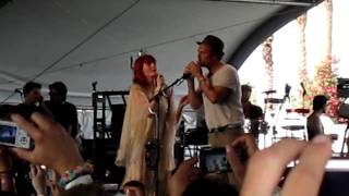 Florence and the Machine and Nathan Willett (Cold War Kids) ~ Hospital Beds