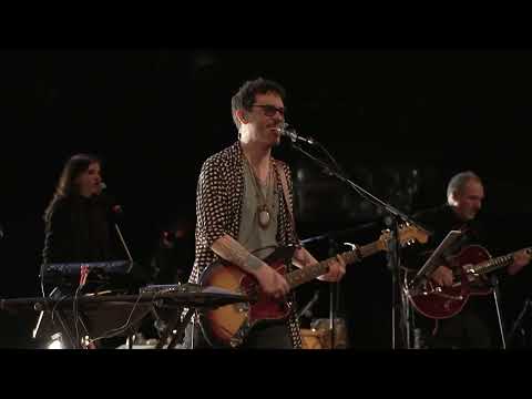 Serie documental | Discos esenciales de la democracia (1983 - 2023)