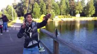 preview picture of video 'Kıbrıslılar İsveç'te balık avında'