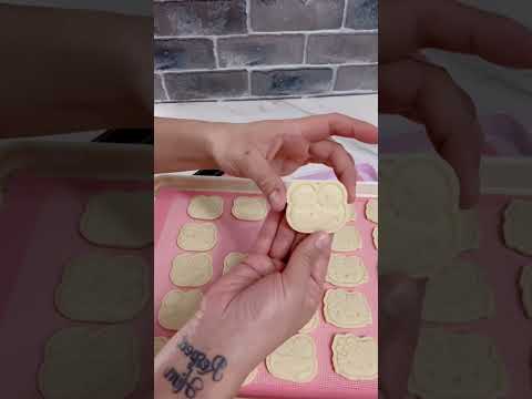 Let’s bake some Hello Kitty cookies 💕 #hellokitty #cookies #sugarcookies #vanillacookies