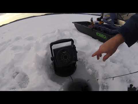 Why the Humminbird ice 35 is the best flasher unit
