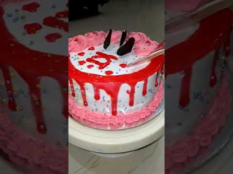 STRAWBERRY CAKE HOME MADE