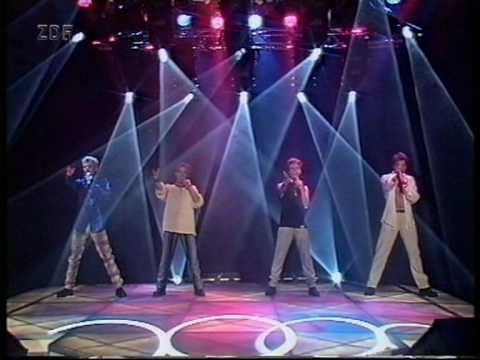 Caught In The Act - Love Is Everywhere (micro fault) 1995