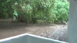 preview picture of video 'Camanjac Dumaguete Flood 2014 - Day my Feet Got Wet'