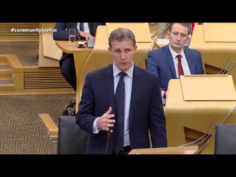 Rona Mackay questions justice minister on shorter sentences on prisons