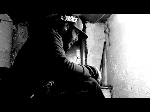 DRAFTPICKZ ENTERTAINMENT PRESENTS : STATUZZ - LIGHT UP ((FREESTYLE))