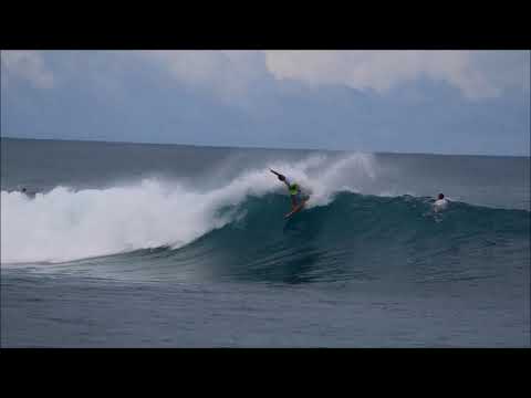 ການສັກຢາ drone ແລະວິດີໂອຂອງ surfers ຢູ່ Lances ຊ້າຍ