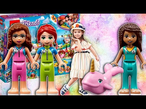 Настя с подружками лего на спасательном катере