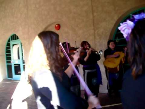 Mariachi Buenaventura Play Albuquerque Grand Central Station with Bill Murray's brother