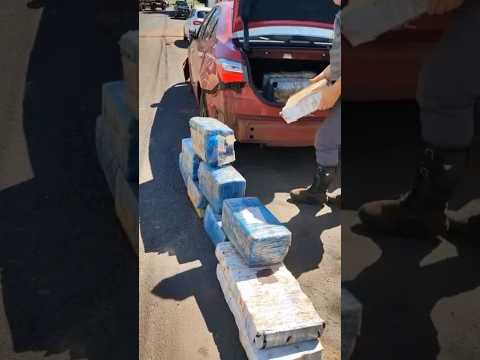 Polícia Rodoviária apreende grande quantidade de droga em rodovia de Florínea SP