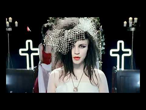 Betty Curse video