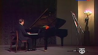 Mikhail Pletnev plays Tchaikovsky Nocturne op. 19 no. 4 - video 1986