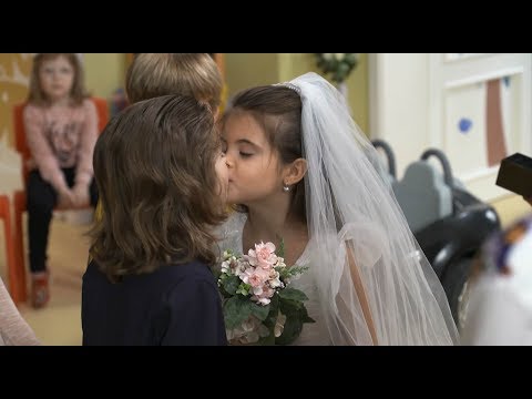 OTECKOVIA - Svadba Julky a Maxa