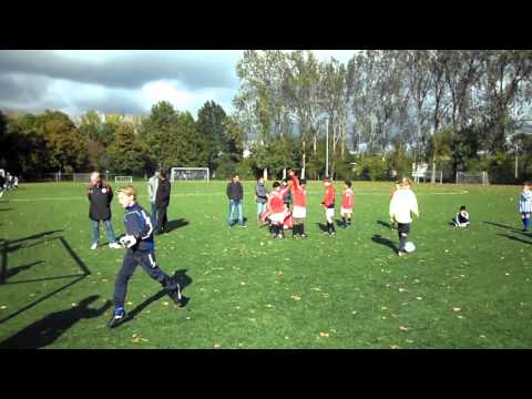 RVVH  E9 - Musschen Na afloop van de wedstrijd penaltie schieten. Zaterdag 16-10-2010