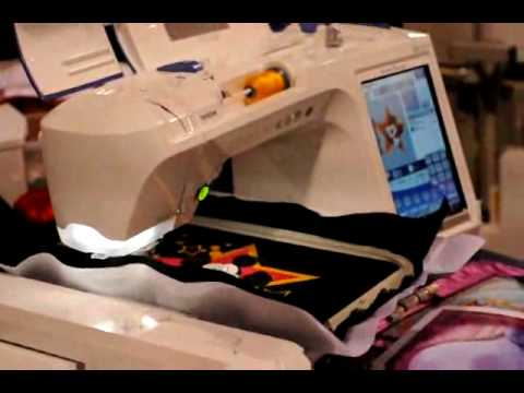 Futurystyczna krawcowa YouTube Preview Image