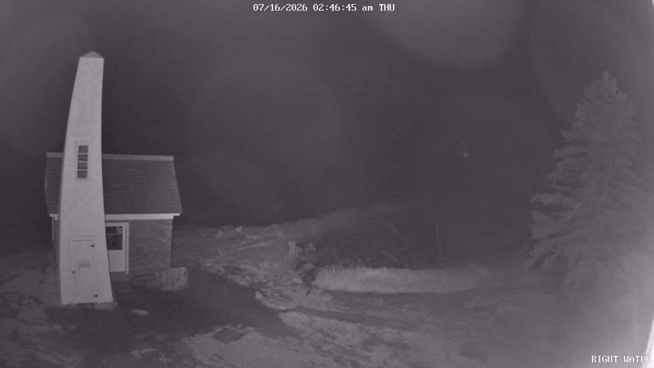 Live webcam view of Pemaquid Point Rocky Shore
