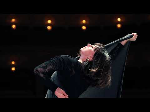 1.61 GOlden sectiON - 1 video. 61 artists | 61. Nina Ananiashvili