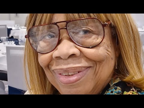 Ms Lena is chillin❤❤❤ is live!