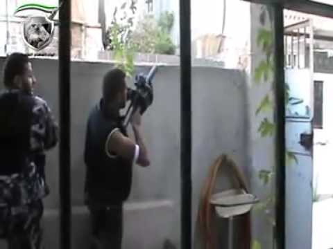 تمشيط الأبنية في محيط المشفى الوطني التي تم السيطرة عليها من قبل لواء المهام الخاصة في درعا