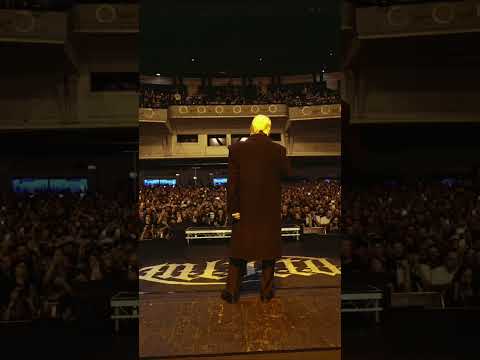 Hardest introduction of all time #bricktop #alanford #malevolence #snatch