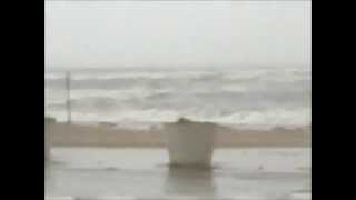 Hurricane Tropical Storm IRENE on the coast of Bridgeport CT SEA SIDE PARK  BIG WAVES!! 8/28/11
